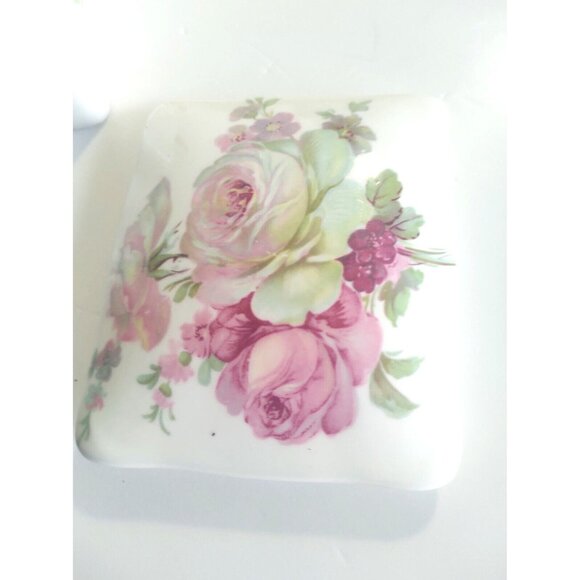 Royal Heritage Porcelain Jewellery Box Rose Theme 4 1/2" x 4" - Picture 4 of 10
